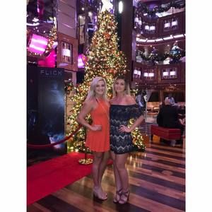 Meet your Posher, Mirela